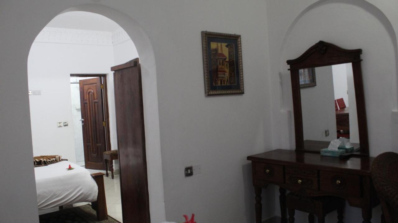 โรงแรมอัล มานาร์ Zanzibar ภายนอก รูปภาพ