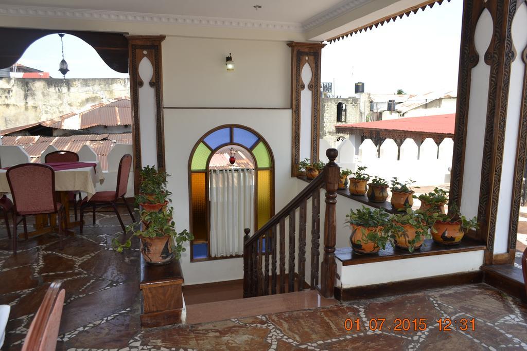 โรงแรมอัล มานาร์ Zanzibar ภายนอก รูปภาพ