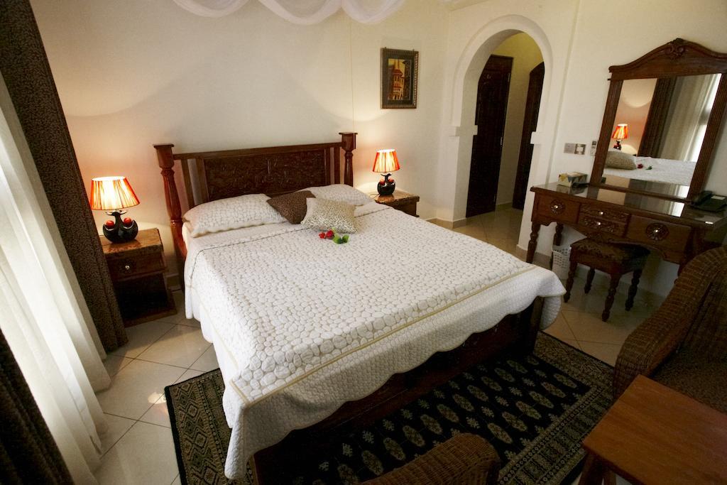 โรงแรมอัล มานาร์ Zanzibar ภายนอก รูปภาพ